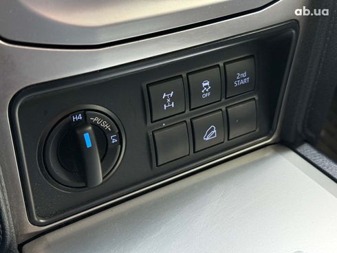 Toyota Land Cruiser Prado 2019 черный - фото 18