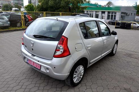 Dacia Sandero 2010 - фото 6