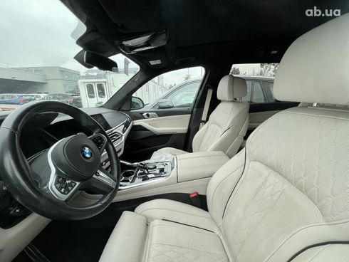 BMW X7 2021 - фото 29