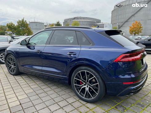 Audi Q8 2021 - фото 26