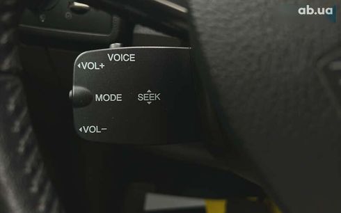 Ford Kuga 2012 - фото 17