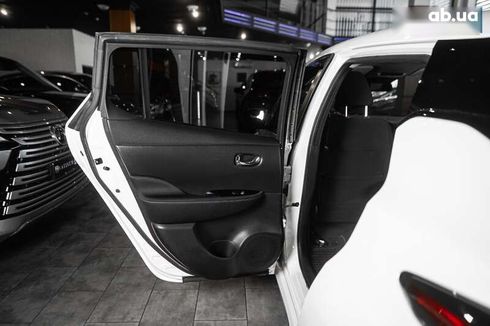 Nissan Leaf 2019 - фото 24