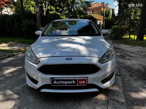 Ford Focus 2016 белый - фото 2