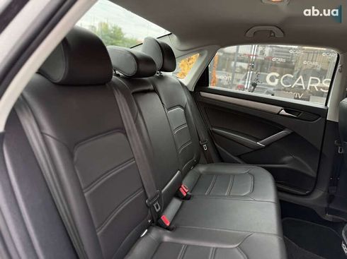 Volkswagen Passat 2020 - фото 12