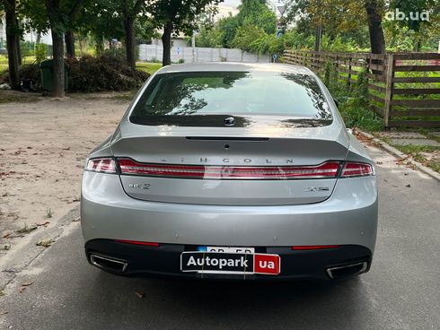 Lincoln MKZ 2015 серый - фото 10