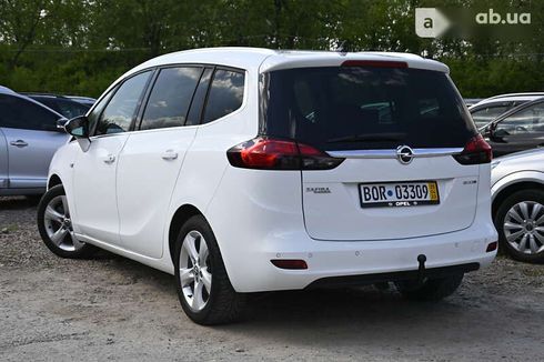 Opel Zafira 2014 - фото 12