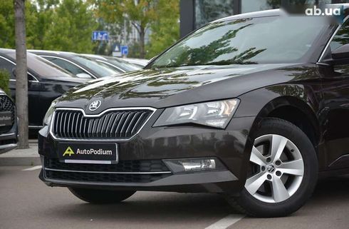Skoda Superb 2015 - фото 5