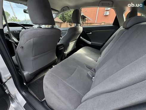 Toyota Prius 2013 - фото 3