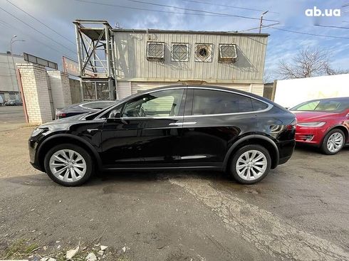 Tesla Model X 2018 - фото 2