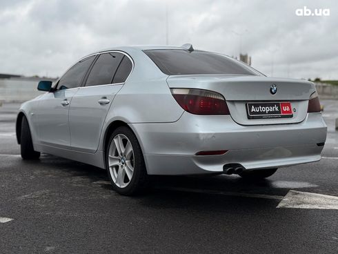 BMW 5 серия 2005 серый - фото 8
