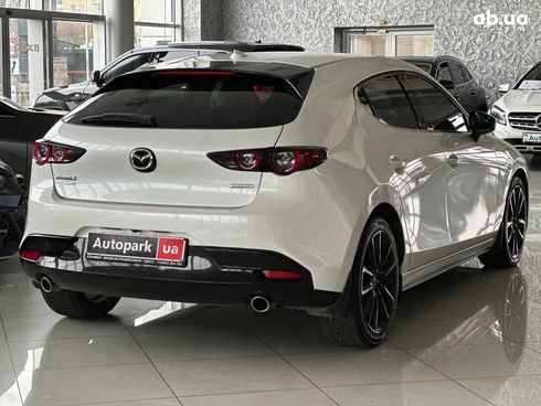 Mazda 3 2019 белый - фото 5