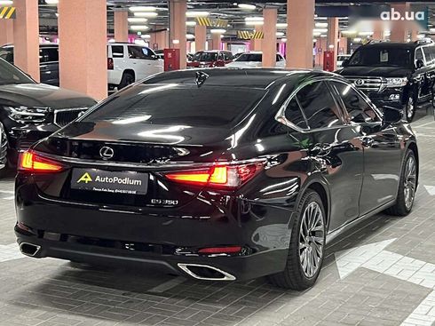 Lexus ES 2018 - фото 10