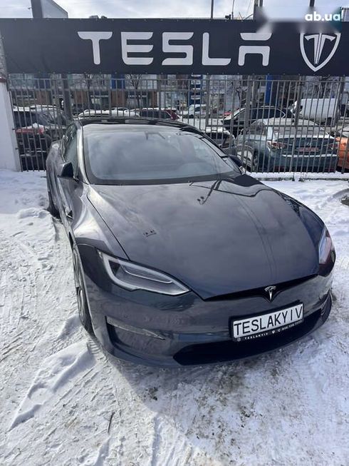 Tesla Model S 2021 - фото 2