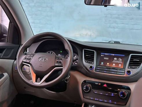 Hyundai Tucson 2018 - фото 17