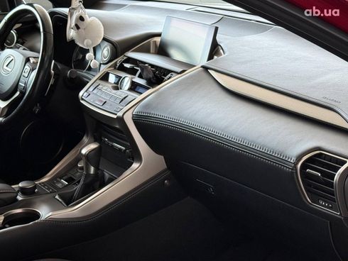 Lexus NX 2016 красный - фото 28