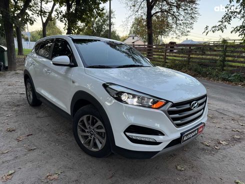 Hyundai Tucson 2017 белый - фото 3