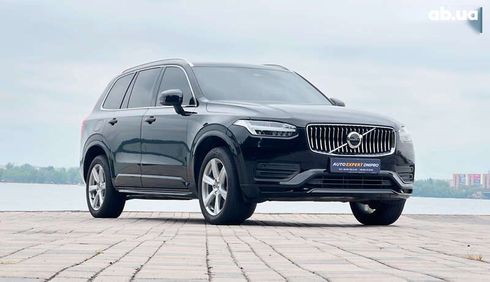 Volvo XC90 2022 - фото 3