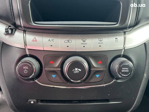 Dodge Journey 2018 серый - фото 28