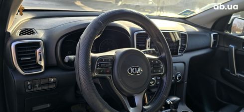 Kia Sportage 2016 белый - фото 13