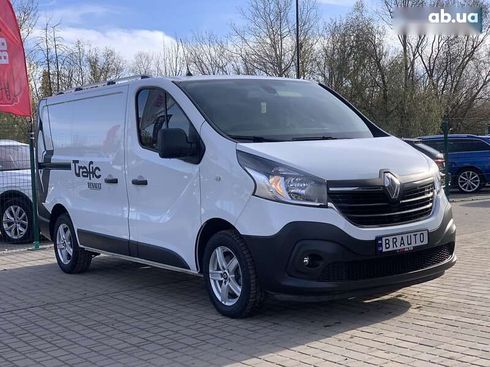 Renault Trafic 2021 - фото 9