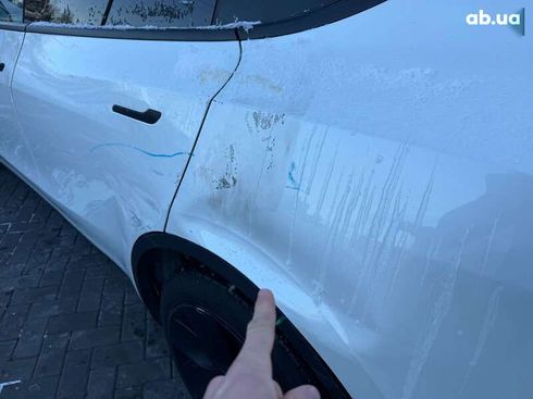 Tesla Model Y 2021 - фото 6