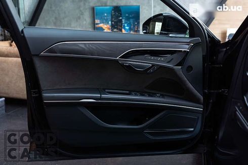 Audi A8 2021 - фото 24
