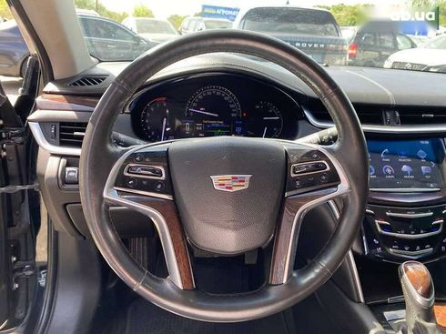 Cadillac XTS 2016 - фото 13