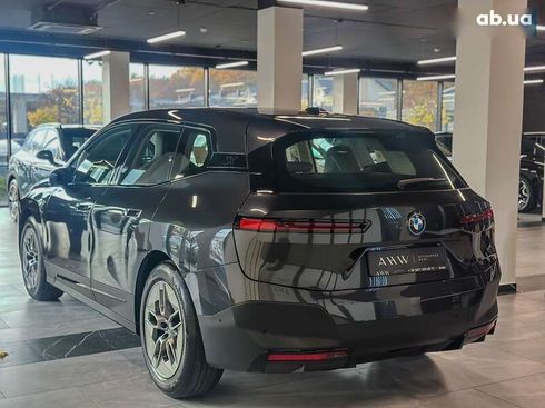 BMW iX 2022 - фото 12