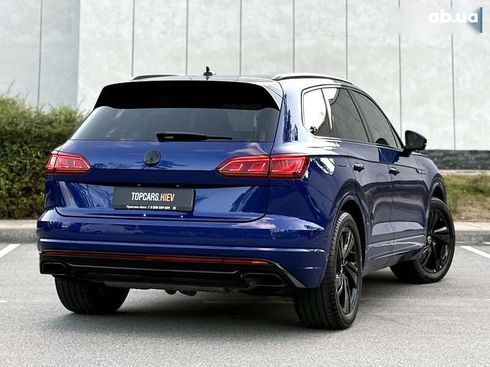 Volkswagen Touareg 2022 - фото 14