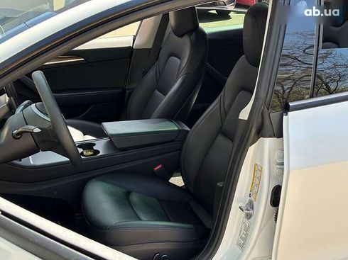 Tesla Model 3 2023 - фото 12