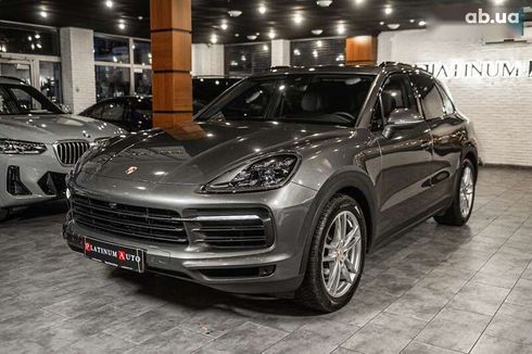 Porsche Cayenne 2018 - фото 17