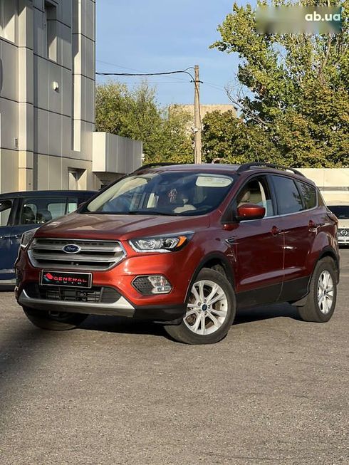 Ford Escape 2018 - фото 9