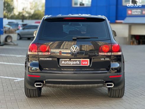 Volkswagen Touareg 2008 черный - фото 5