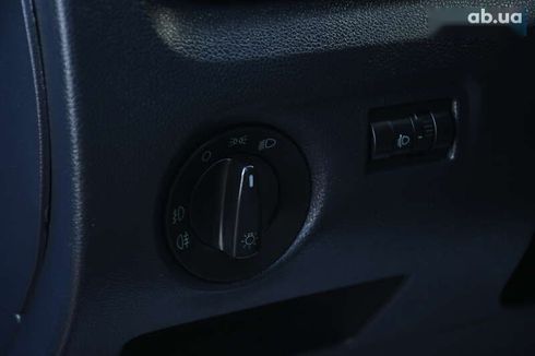 Skoda Fabia 2009 - фото 19