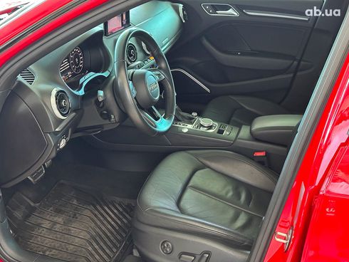 Audi A3 2017 красный - фото 9