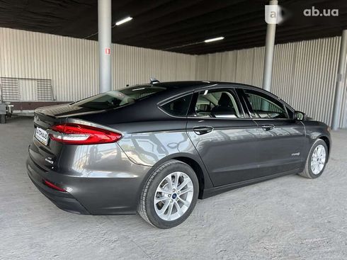 Ford Fusion 2019 - фото 4