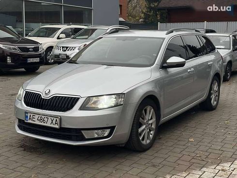Skoda Superb 2016 - фото 8