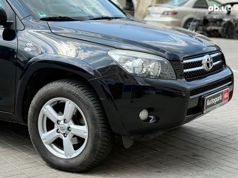 Toyota RAV4 2007 черный - фото 4