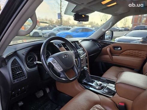 Infiniti QX80 2017 - фото 14