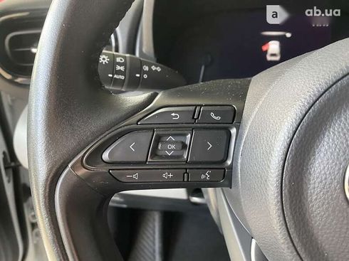 Toyota Yaris Cross 2021 - фото 22