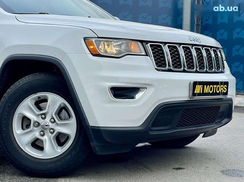 Jeep Grand Cherokee 2017 - фото 11