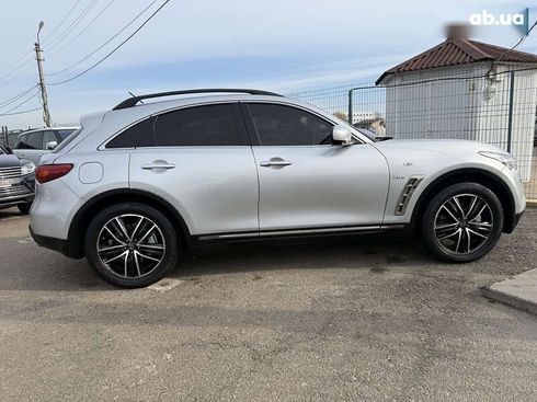 Infiniti QX70 2015 - фото 8