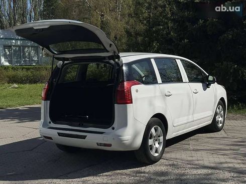Peugeot 5008 2016 - фото 12