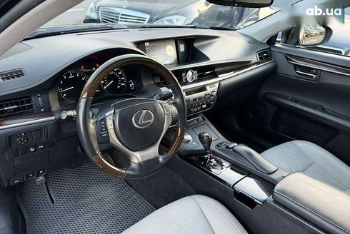Lexus ES 2013 - фото 18