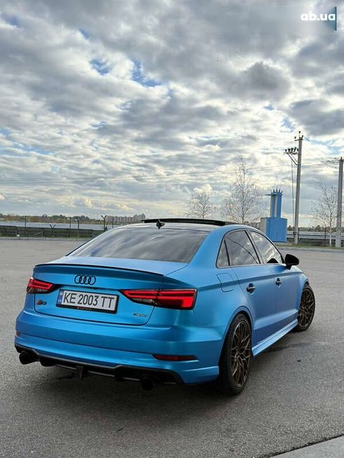 Audi A3 2020 - фото 11