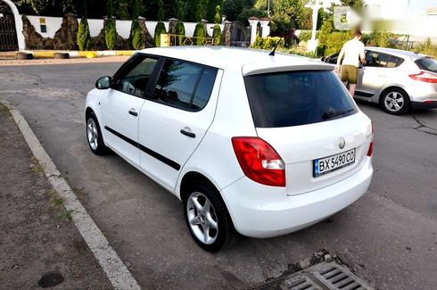 Skoda Fabia 2008 - фото 3