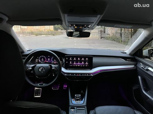 Skoda Octavia 2021 белый - фото 9