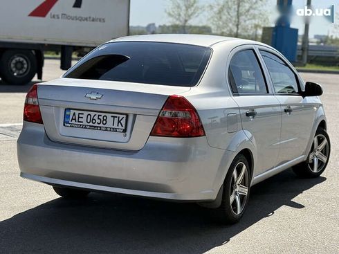 Chevrolet Aveo 2006 - фото 8