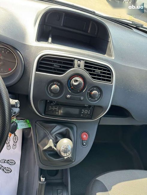 Renault Kangoo 2021 - фото 18