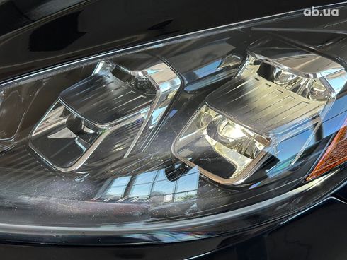 Ford Escape 2022 черный - фото 8